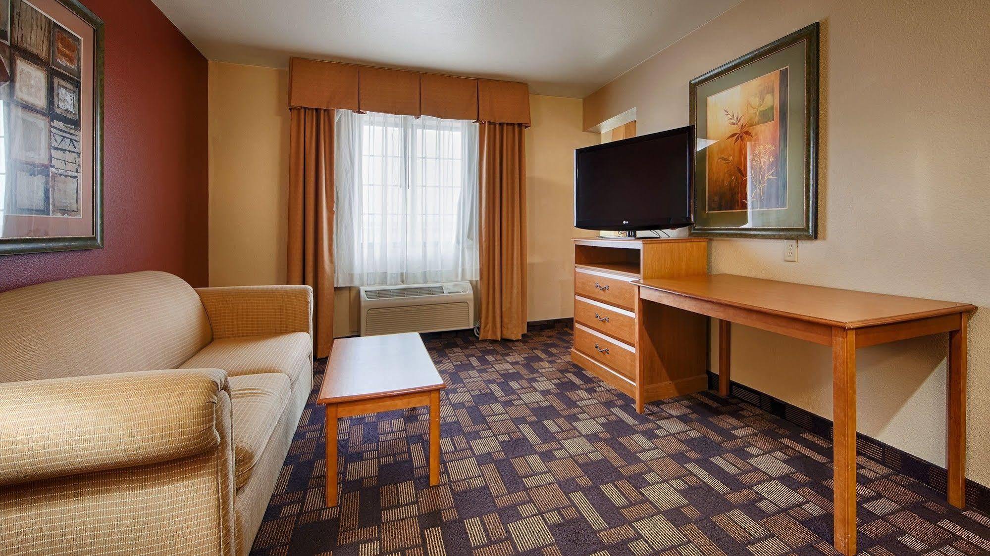 Hotel Western Windsor Pointe & Suites-at&t Center